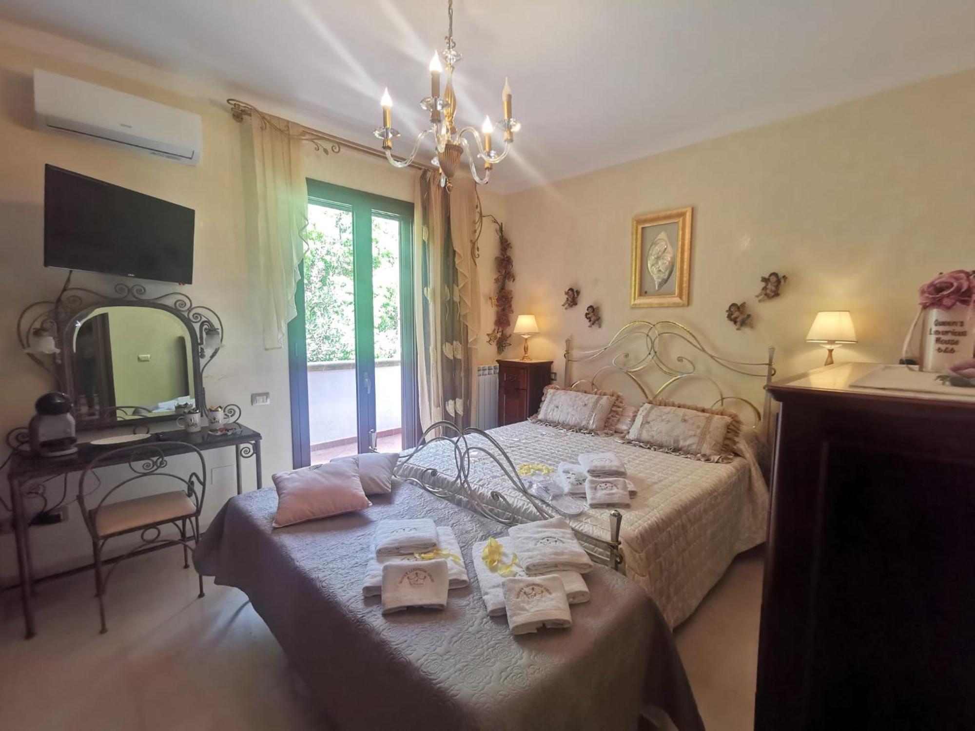 Queen'S Luxurious House Галиполи Екстериор снимка