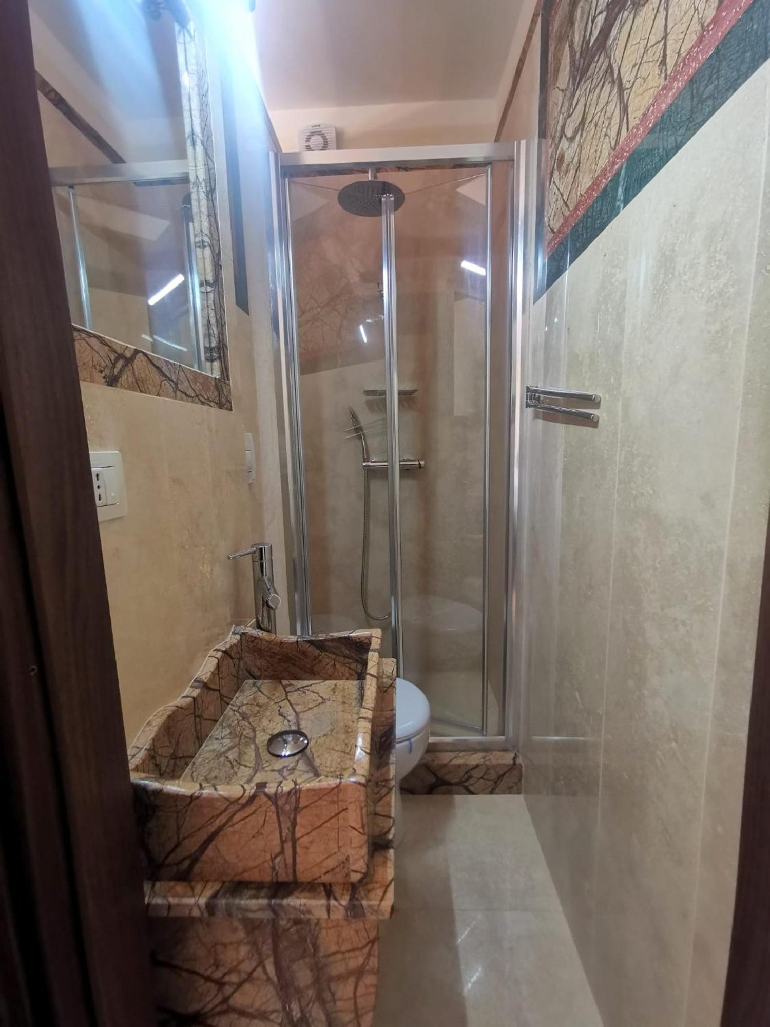 Queen'S Luxurious House Галиполи Екстериор снимка